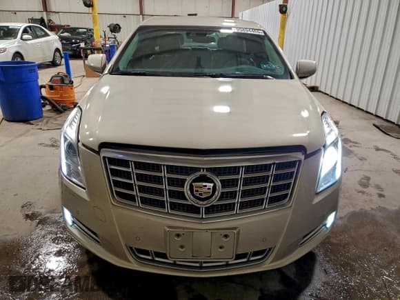 ✅ 2014 Cadillac XTS Luxury • VIN: 2G61M5S33E9311824 • Lot: 95894405. Listed on Copart with 122,806 mi. Free auction sales archive from the USA and detailed vehicle history report at DreamBid. Image 5.