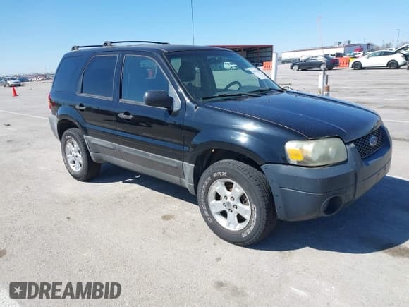 ✅ 2005 Ford Escape XLT • VIN: 1FMYU93135KB23105 • Lot: 41849131. Listed on IAAI with 164,645 mi. Free auction sales archive from the USA and detailed vehicle history report at DreamBid. Image 1.