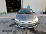 ✅ 2017 Chevrolet Volt LT • VIN: 1G1RA6S57HU113649 • Lot: 86445205. Wystawiony na Copart z przebiegiem Nie podano. Bezpłatny archiwum sprzedaży aukcyjnych z USA i szczegółowy raport historii pojazdu na DreamBid. Zdjęcie 5.