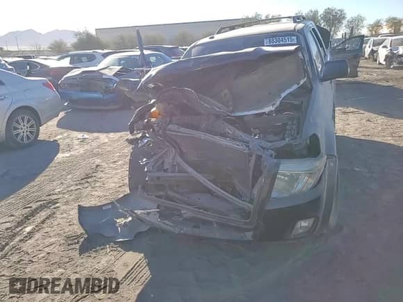 2011 Mercury Mariner z VIN 4M2CN8B76BKJ01102, wystawiony jako Copart lot #88304515 z przebiegiem 109 684 mil mil oraz Szkoda całkowita • Salvage title. Historia ofert i sprzedaży dostępna na DreamBid. Obrazek 12.