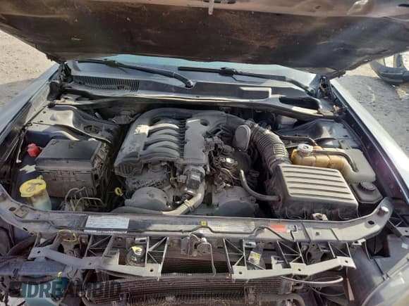 ✅ 2008 Dodge Charger • VIN: 2B3KA43G78H315389 • Lot: 86552295. Wystawiony na Copart z przebiegiem 215 226 mil. Bezpłatny archiwum sprzedaży aukcyjnych z USA i szczegółowy raport historii pojazdu na DreamBid. Zdjęcie 11.