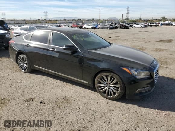 ✅ 2015 Hyundai Genesis 5.0L • VIN: KMHGN4JF3FU039995 • Lot: 83637234. Wystawiony na Copart z przebiegiem 131 881 mil. Bezpłatny archiwum sprzedaży aukcyjnych z USA i szczegółowy raport historii pojazdu na DreamBid. Zdjęcie 4.