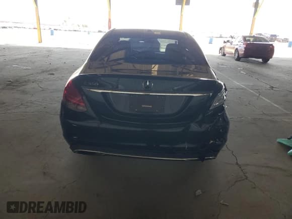 ✅ 2020 Mercedes-Benz C 300 • VIN: 55SWF8DB3LU323854 • Lot: 56576035. Listed on Copart with 62,140 mi. Free auction sales archive from the USA and detailed vehicle history report at DreamBid. Image 6.