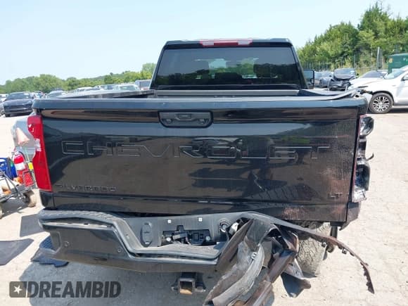 ✅ 2022 Chevrolet Silverado 2500HD LT • VIN: 1GC1YNEY6NF239985 • Лот: 43137826. Опубликован ранее на IAAI с пробегом 65 207 миль. Бесплатный доступ к архиву аукционных продаж из США и подробный отчёт об истории автомобиля на DreamBid. Изображение 15.