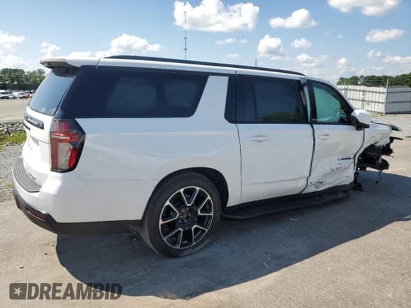✅ 2024 Chevrolet Suburban RST • VIN: 1GNSKEKDXRR167269 • Lot: 68016044. Wystawiony na Copart z przebiegiem Nie podano. Bezpłatny archiwum sprzedaży aukcyjnych z USA i szczegółowy raport historii pojazdu na DreamBid. Zdjęcie 3.