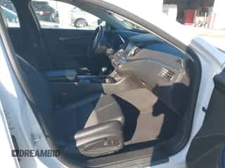 2020 Chevrolet Impala LT z VIN 1G11Z5S33LU114000, wystawiony jako IAAI lot #43234977 z przebiegiem 128 606 mil mil oraz . Historia ofert i sprzedaży dostępna na DreamBid. Obrazek 5.