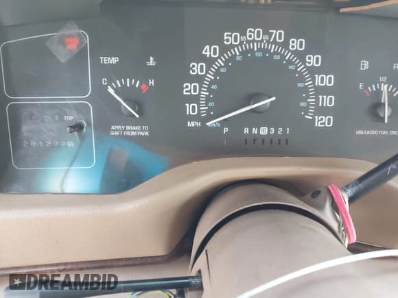 ✅ 1996 Buick Roadmaster • VIN: 1G4BT52P4TR412635 • Lot: 42629230. Wystawiony na IAAI z przebiegiem 281 272 mil. Bezpłatny archiwum sprzedaży aukcyjnych z USA i szczegółowy raport historii pojazdu na DreamBid. Zdjęcie 7.