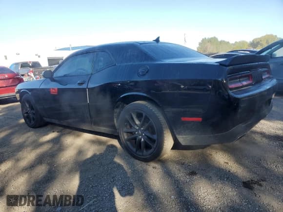 ✅ 2023 Dodge Challenger GT • VIN: 2C3CDZKG4PH670628 • Lot: 84270265. Wystawiony na Copart z przebiegiem 52 630 mil. Bezpłatny archiwum sprzedaży aukcyjnych z USA i szczegółowy raport historii pojazdu na DreamBid. Zdjęcie 2.