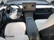 ✅ 2023 Tesla Model 3 Performance • VIN: 5YJ3E1EC2PF406218 • Lot: 51257664. Wystawiony na Copart z przebiegiem 19 410 mil. Bezpłatny archiwum sprzedaży aukcyjnych z USA i szczegółowy raport historii pojazdu na DreamBid. Zdjęcie 8.