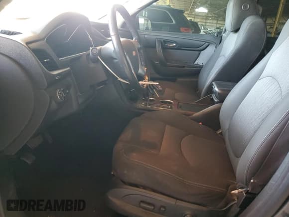 ✅ 2014 Chevrolet Traverse LT • VIN: 1GNKRGKD8EJ234385 • Lot: 82656975. Wystawiony na Copart z przebiegiem 199 913 mil. Bezpłatny archiwum sprzedaży aukcyjnych z USA i szczegółowy raport historii pojazdu na DreamBid. Zdjęcie 7.