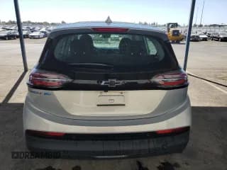 ✅ 2023 Chevrolet Bolt EV 1LT • VIN: 1G1FW6S02P4169165 • Lot: 73863174. Wystawiony na Copart z przebiegiem 20 600 mil. Bezpłatny archiwum sprzedaży aukcyjnych z USA i szczegółowy raport historii pojazdu na DreamBid. Zdjęcie 6.