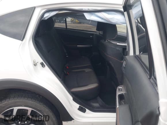 ✅ 2017 Subaru Crosstrek Premium • VIN: JF2GPABC7HH277444 • Lot: 43692292. Wystawiony na IAAI z przebiegiem 100 863 mil. Bezpłatny archiwum sprzedaży aukcyjnych z USA i szczegółowy raport historii pojazdu na DreamBid. Zdjęcie 8.