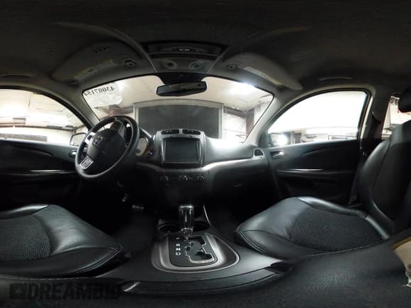 ✅ 2018 Dodge Journey Crossroad • VIN: 3C4PDCGG9JT172216 • Lot: 43007154. Listed on IAAI with 60,343 mi. Free auction sales archive from the USA and detailed vehicle history report at DreamBid. Image 18.