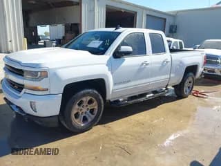 ✅ 2016 Chevrolet Silverado 1500 LT • VIN: 1GCVKREC6GZ258021 • Лот: 43537158. Опубликован ранее на IAAI с пробегом 151 866 миль. Бесплатный доступ к архиву аукционных продаж из США и подробный отчёт об истории автомобиля на DreamBid. Изображение 2.