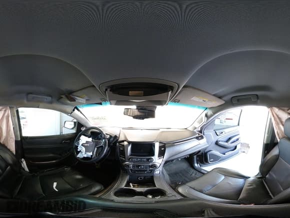 ✅ 2017 Chevrolet Suburban LT • VIN: 1GNSCHKC3HR151824 • Lot: 43430583. Wystawiony na IAAI z przebiegiem 227 585 mil. Bezpłatny archiwum sprzedaży aukcyjnych z USA i szczegółowy raport historii pojazdu na DreamBid. Zdjęcie 18.