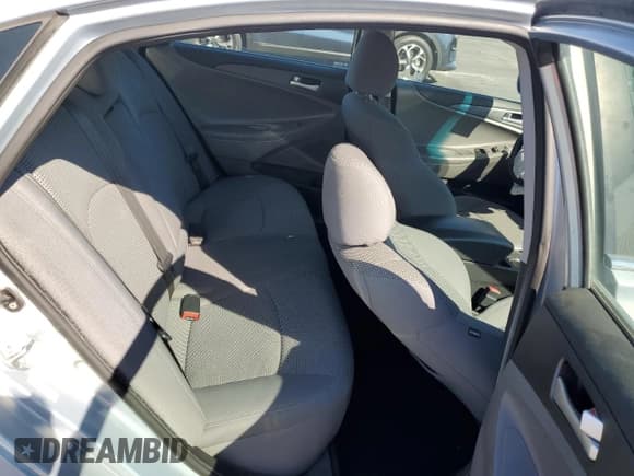 ✅ 2011 Hyundai Sonata GLS • VIN: 5NPEB4AC9BH210148 • Lot: 73041744. Listed on Copart with 101,098 mi. Free auction sales archive from the USA and detailed vehicle history report at DreamBid. Image 10.