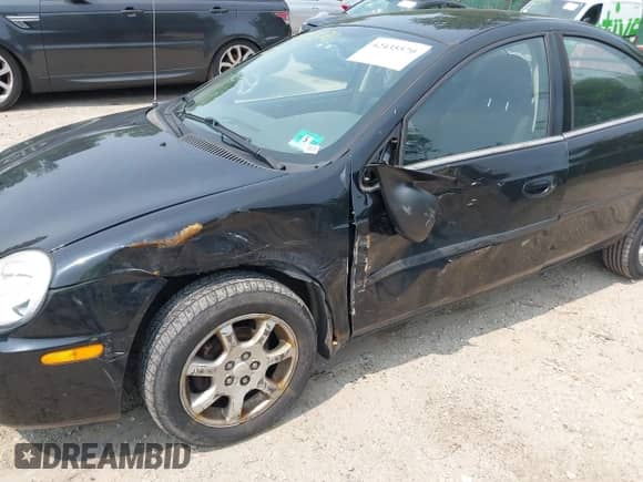 2005 Dodge Neon SXT z VIN 1B3ES56C05D185103, wystawiony jako IAAI lot #42435570 z przebiegiem 42 422 mil mil oraz . Historia ofert i sprzedaży dostępna na DreamBid. Obrazek 6.