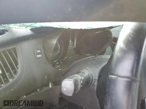 ✅ 2013 Hyundai Genesis Coupe R-Spec • VIN: KMHHT6KD9DU080969 • Lot: 78736364. Wystawiony na Copart z przebiegiem Nie podano. Bezpłatny archiwum sprzedaży aukcyjnych z USA i szczegółowy raport historii pojazdu na DreamBid. Zdjęcie 9.