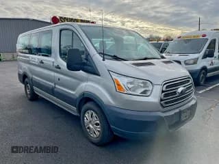✅ 2016 Ford Transit XLT • VIN: 1FMZK1ZM3GKB38820 • Lot: 96003875. Wystawiony na Copart z przebiegiem 266 515 mil. Bezpłatny archiwum sprzedaży aukcyjnych z USA i szczegółowy raport historii pojazdu na DreamBid. Zdjęcie 1.