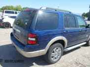 ✅ 2008 Ford Explorer Eddie Bauer • VIN: 1FMEU64E28UA00911 • Lot: 42187858. Wystawiony na IAAI z przebiegiem 187 368 mil. Bezpłatny archiwum sprzedaży aukcyjnych z USA i szczegółowy raport historii pojazdu na DreamBid. Zdjęcie 4.