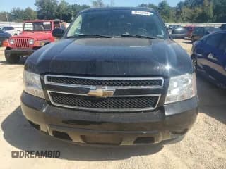✅ 2008 Chevrolet Suburban Commercial • VIN: 1GNFC16078R117295 • Lot: 75463954. Wystawiony na Copart z przebiegiem 281 110 mil. Bezpłatny archiwum sprzedaży aukcyjnych z USA i szczegółowy raport historii pojazdu na DreamBid. Zdjęcie 5.
