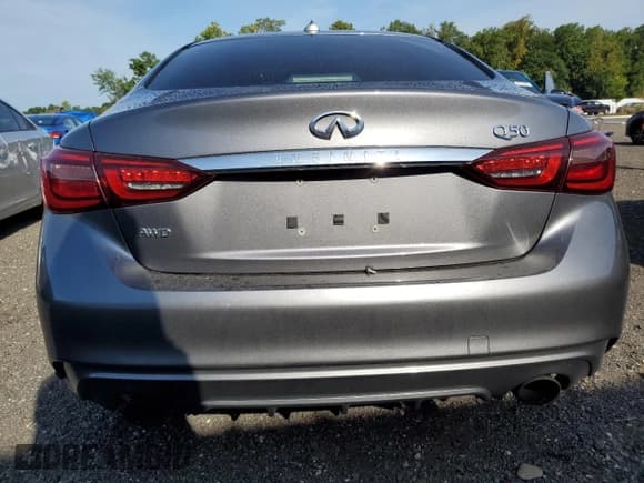 ✅ 2018 Infiniti Q50 Luxe • VIN: JN1EV7AR7JM611296 • Lot: 68939055. Wystawiony na Copart z przebiegiem 75 562 mil. Bezpłatny archiwum sprzedaży aukcyjnych z USA i szczegółowy raport historii pojazdu na DreamBid. Zdjęcie 6.