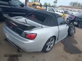 ✅ 2003 Honda S2000 • VIN: JHMAP11403T001237 • Lot: 41755736. Wystawiony na IAAI z przebiegiem 270 476 mil. Bezpłatny archiwum sprzedaży aukcyjnych z USA i szczegółowy raport historii pojazdu na DreamBid. Zdjęcie 4.