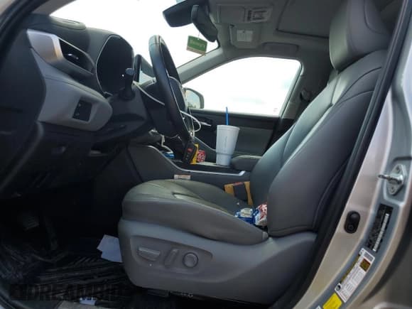 ✅ 2023 Toyota Highlander Hybrid XLE • VIN: 5TDKARAH4PS520885 • Lot: 71781825. Listed on Copart with Not provided. Free auction sales archive from the USA and detailed vehicle history report at DreamBid. Image 7.