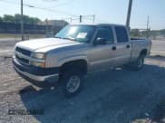 ✅ 2004 Chevrolet Silverado 2500HD LS • VIN: 1GCHC23U94F182997 • Лот: 42682053. Опубликован ранее на IAAI с пробегом 227 282 миль. Бесплатный доступ к архиву аукционных продаж из США и подробный отчёт об истории автомобиля на DreamBid. Изображение 17.