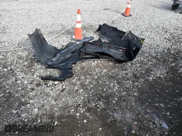 ✅ 2017 Chevrolet Cruze LT • VIN: 1G1BE5SM5H7139818 • Лот: 91826935. Опубликован ранее на Copart с пробегом 104 447 миль. Бесплатный доступ к архиву аукционных продаж из США и подробный отчёт об истории автомобиля на DreamBid. Изображение 12.