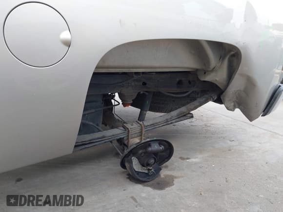 ✅ 2007 Chevrolet Silverado 1500 LTZ • VIN: 2GCEC13J871555946 • Lot: 42622870. Listed on IAAI with 105,435 mi. Free auction sales archive from the USA and detailed vehicle history report at DreamBid. Image 6.