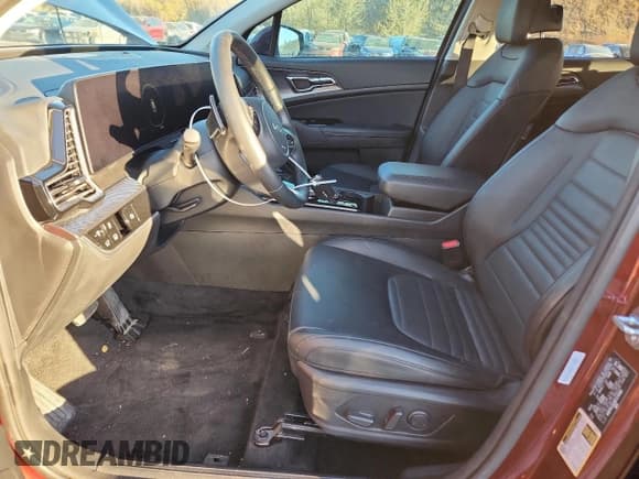 ✅ 2024 Kia Sportage SX-Prestige • VIN: KNDPXCDG9R7170980 • Lot: 92813615. Wystawiony na Copart z przebiegiem 10 532 mil. Bezpłatny archiwum sprzedaży aukcyjnych z USA i szczegółowy raport historii pojazdu na DreamBid. Zdjęcie 7.