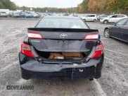 ✅ 2014 Toyota Camry SE • VIN: 4T1BF1FK6EU340917 • Lot: 43435085. Wystawiony na IAAI z przebiegiem 182 241 mil. Bezpłatny archiwum sprzedaży aukcyjnych z USA i szczegółowy raport historii pojazdu na DreamBid. Zdjęcie 16.