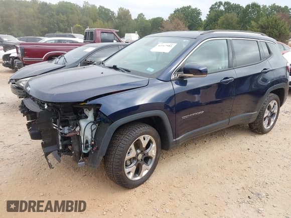 ✅ 2019 Jeep Compass Limited • VIN: 3C4NJDCB9KT618964 • Lot: 43317981. Wystawiony na IAAI z przebiegiem 93 343 mil. Bezpłatny archiwum sprzedaży aukcyjnych z USA i szczegółowy raport historii pojazdu na DreamBid. Zdjęcie 18.