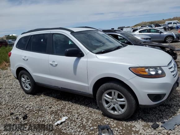 ✅ 2011 Hyundai Santa Fe GLS • VIN: 5XYZGDAG9BG019780 • Lot: 61862875. Listed on Copart with 182,897 mi. Free auction sales archive from the USA and detailed vehicle history report at DreamBid. Image 4.