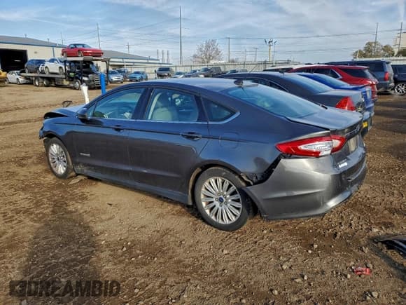 ✅ 2016 Ford Fusion S Hybrid • VIN: 3FA6P0UU8GR155429 • Лот: 93466415. Опубликован ранее на Copart с пробегом 86 680 миль. Бесплатный доступ к архиву аукционных продаж из США и подробный отчёт об истории автомобиля на DreamBid. Изображение 2.