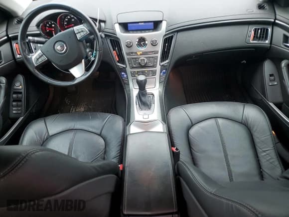 ✅ 2012 Cadillac CTS • VIN: 1G6DC5E51C0141161 • Lot: 85154785. Wystawiony na Copart z przebiegiem 96 074 mil. Bezpłatny archiwum sprzedaży aukcyjnych z USA i szczegółowy raport historii pojazdu na DreamBid. Zdjęcie 8.