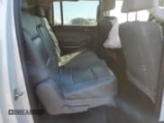 ✅ 2018 Chevrolet Suburban LT • VIN: 1GNSKHKCXJR115671 • Lot: 48954845. Wystawiony na Copart z przebiegiem 112 962 mil. Bezpłatny archiwum sprzedaży aukcyjnych z USA i szczegółowy raport historii pojazdu na DreamBid. Zdjęcie 11.