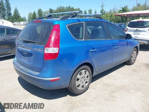 2010 Hyundai Elantra SE z VIN KMHDC8AE1AU051420, wystawiony jako IAAI lot #42369711 z przebiegiem 123 223 mil mil oraz . Historia ofert i sprzedaży dostępna na DreamBid. Obrazek 4.