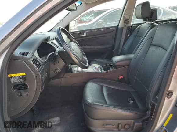 2014 Hyundai Genesis 3.8L с VIN KMHGC4DD5EU260223, выставлен на аукционе Copart как лот 76933404 с пробегом 31 819 миль миль и Списание • Salvage title. История ставок и продаж доступна на DreamBid. Изображение 7.