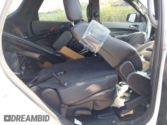 ✅ 2022 Dodge Durango GT Plus • VIN: 1C4RDJDG4NC202368 • Lot: 42743492. Wystawiony na IAAI z przebiegiem Nie podano. Bezpłatny archiwum sprzedaży aukcyjnych z USA i szczegółowy raport historii pojazdu na DreamBid. Zdjęcie 8.