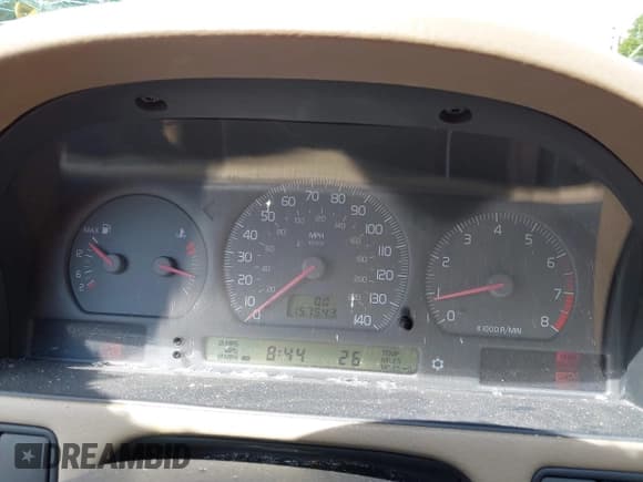 ✅ 2001 Volvo C70 • VIN: YV1NC53D41J021044 • Lot: 42441997. Listed on IAAI with 157,543 mi. Free auction sales archive from the USA and detailed vehicle history report at DreamBid. Image 7.