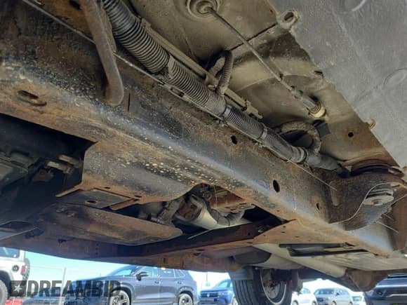 ✅ 2016 Chevrolet Silverado 1500 LT • VIN: 1GCVKREC9GZ113314 • Lot: 93094345. Listed on Copart with 206,215 mi. Free auction sales archive from the USA and detailed vehicle history report at DreamBid. Image 14.