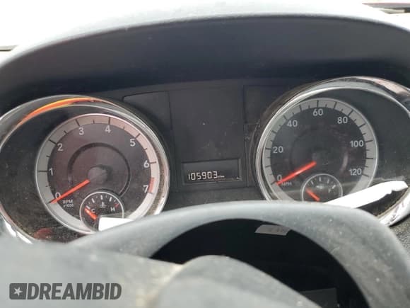 ✅ 2014 Dodge Grand Caravan SE • VIN: 2C4RDGBG7ER276574 • Lot: 81857485. Wystawiony na Copart z przebiegiem 105 903 mil. Bezpłatny archiwum sprzedaży aukcyjnych z USA i szczegółowy raport historii pojazdu na DreamBid. Zdjęcie 9.