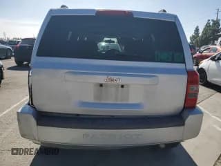 ✅ 2010 Jeep Patriot Latitude • VIN: 1J4NT1GB7AD677299 • Лот: 91133015. Опубликован ранее на Copart с пробегом 144 641 миль. Бесплатный доступ к архиву аукционных продаж из США и подробный отчёт об истории автомобиля на DreamBid. Изображение 6.