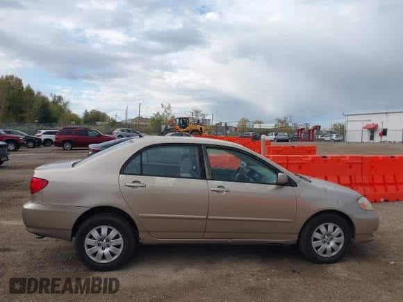 ✅ 2004 Toyota Corolla LE • VIN: 1NXBR32E74Z331130 • Lot: 43493535. Wystawiony na IAAI z przebiegiem 281 931 mil. Bezpłatny archiwum sprzedaży aukcyjnych z USA i szczegółowy raport historii pojazdu na DreamBid. Zdjęcie 13.