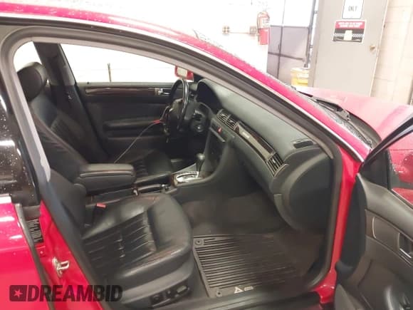 ✅ 1999 Audi A6 • VIN: WAUBA34B8XN010191 • Лот: 42114866. Опубликован ранее на IAAI с пробегом 231 183 миль. Бесплатный доступ к архиву аукционных продаж из США и подробный отчёт об истории автомобиля на DreamBid. Изображение 5.