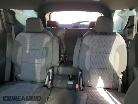 ✅ 2023 Chevrolet Traverse LT Cloth • VIN: 1GNEVGKW5PJ211000 • Lot: 75923953. Wystawiony na Copart z przebiegiem 4 393 mil. Bezpłatny archiwum sprzedaży aukcyjnych z USA i szczegółowy raport historii pojazdu na DreamBid. Zdjęcie 10.