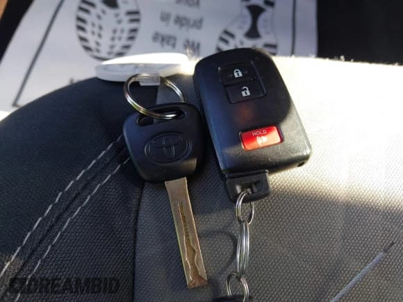 ✅ 2022 Toyota Tacoma SR • VIN: 3TMCZ5AN3NM460753 • Лот: 43494048. Опубликован ранее на IAAI с пробегом 91 391 миль. Бесплатный доступ к архиву аукционных продаж из США и подробный отчёт об истории автомобиля на DreamBid. Изображение 11.