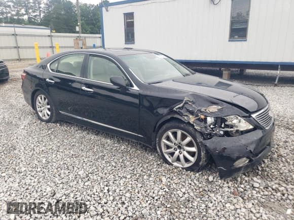 ✅ 2008 Lexus LS 460 • VIN: JTHBL46F885059667 • Lot: 58533145. Listed on Copart with 261,040 mi. Free auction sales archive from the USA and detailed vehicle history report at DreamBid. Image 4.